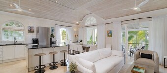 New and Modern Villa with Private Poool - Sugar Cane Ridge 3