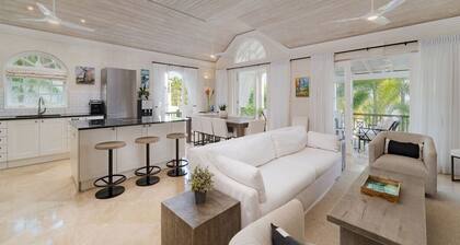 New and Modern Villa with Private Poool - Sugar Cane Ridge 3
