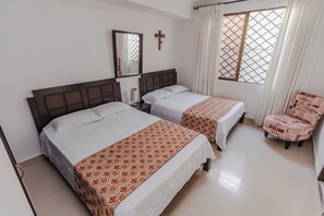 Comfort Quadruple Room - Casa Hotel Miriam (Montería)
