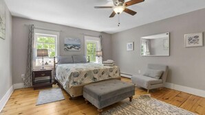 Comfort Duplex, 3 Bedrooms - 2 duplex (Old Orchard Beach)