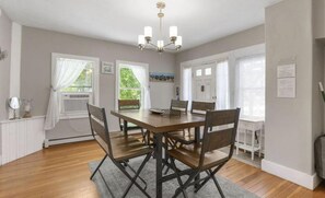 舒适复式, 3 间卧室 | 起居区