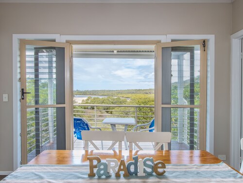 Hastings Cove 2 Bedroom Ground Floor Apartment!