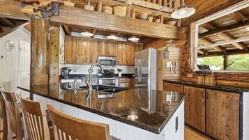 Micro-ondes, plaque de cuisson, lave-vaisselle