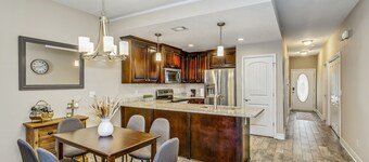 Lovely Town-home in Pensacola - 