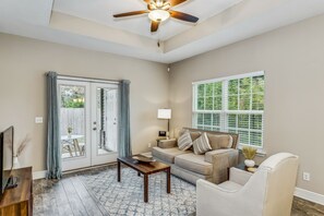 تلفزيون ذكي