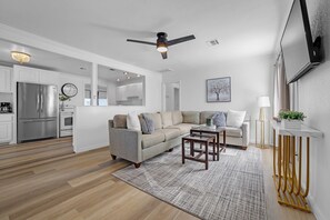 Smart TV, books - Charming Midtown Tulsa Home Steps From Expo Square. (Tulsa)