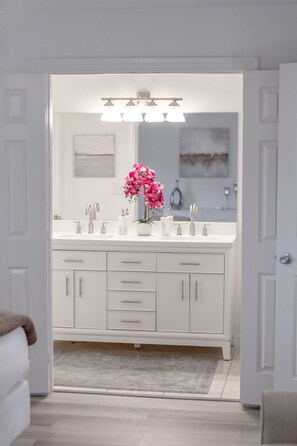 Interior - Charming Midtown Tulsa Home Steps From Expo Square. (Tulsa)