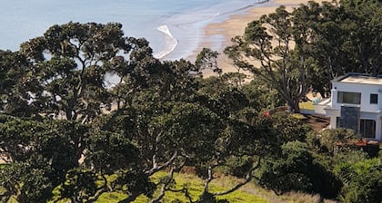 Luxury apartment with beautiful views of Coopers Beach