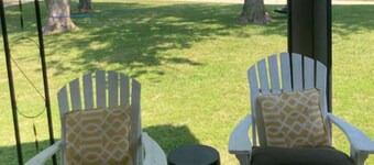 Old Fashioned Getaway is 7 acres of peaceful country living. 