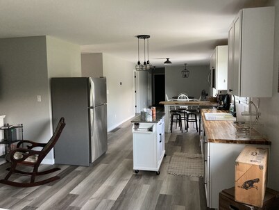 Old Fashioned Getaway is 7 acres of peaceful country living. 