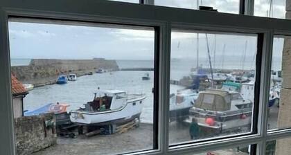 Superb One Bedroom Getaway in Dysart Kirkcaldy