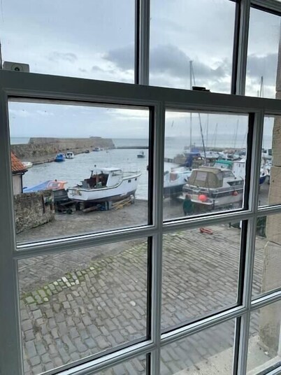 Superb One Bedroom Getaway in Dysart Kirkcaldy