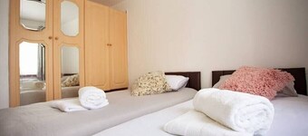 Cozy 3-Bedroom Home in Luton