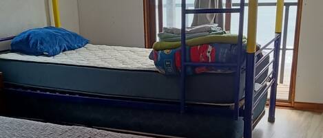 3 室のベッドルーム、WiFi、ベッドシーツ