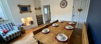 Lovely 3BD Home in the Heart of Morton