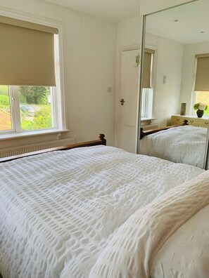 3 Schlafzimmer, Bügeleisen/Bügelbrett, WLAN, Bettwäsche