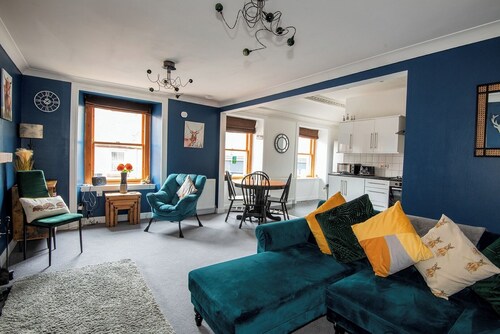 Charming 2 Bedroom Flat in the Heart of Kirriemuir