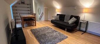 NEW 1BD Contemporary Flat Upper Dunblane