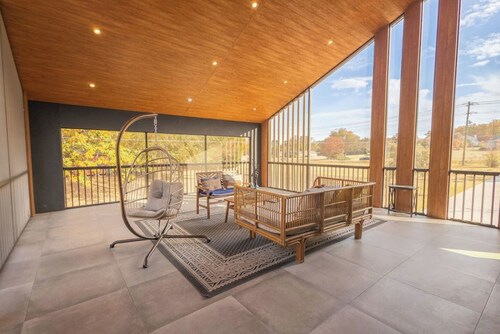 Group Haven | Comfort, Charm & Poolside Fun