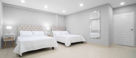4 bedrooms, iron/ironing board, WiFi, bed sheets
