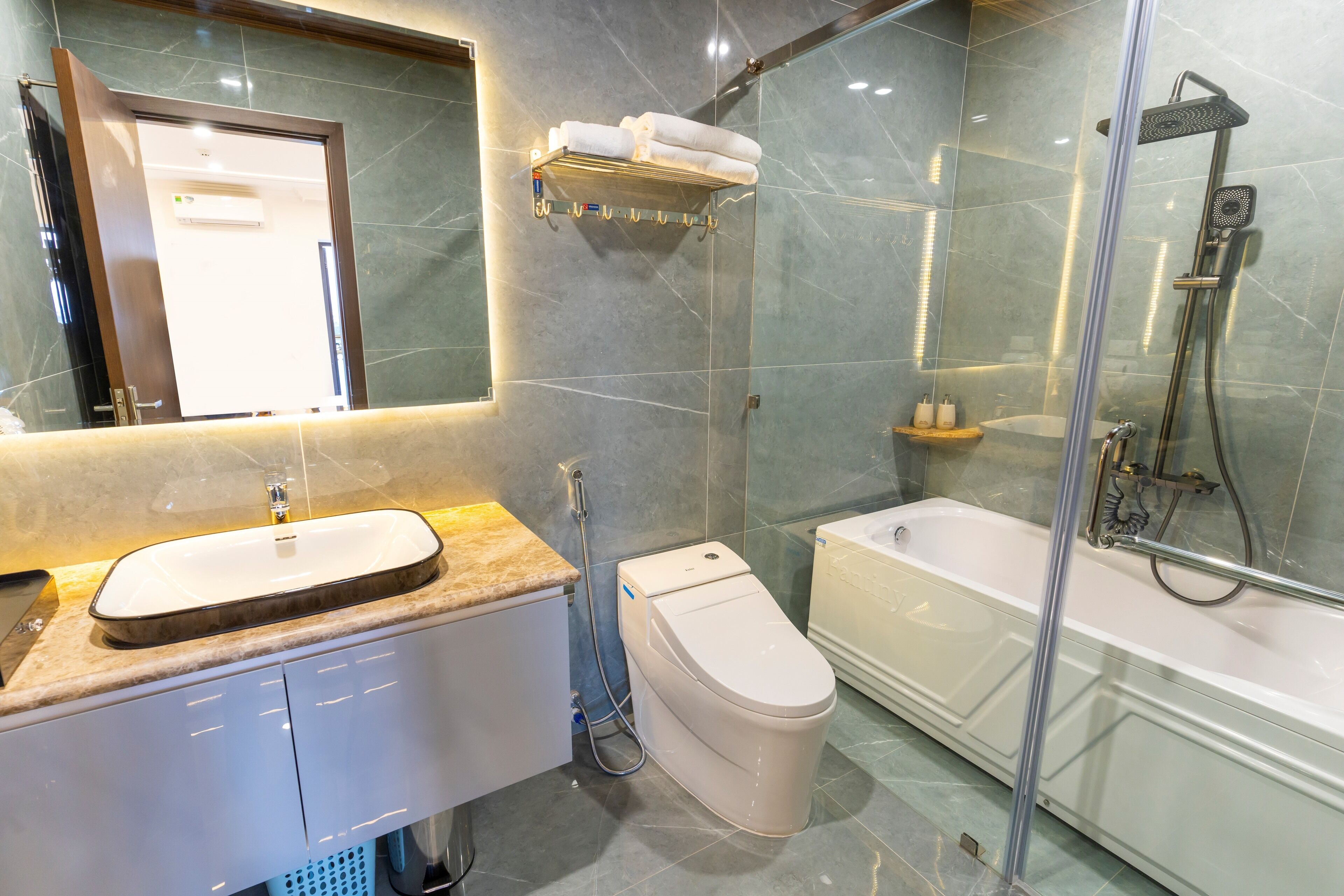 deluxe studio | bathroom | free toiletries, hair dryer, slippers, bidet