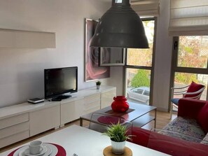TV