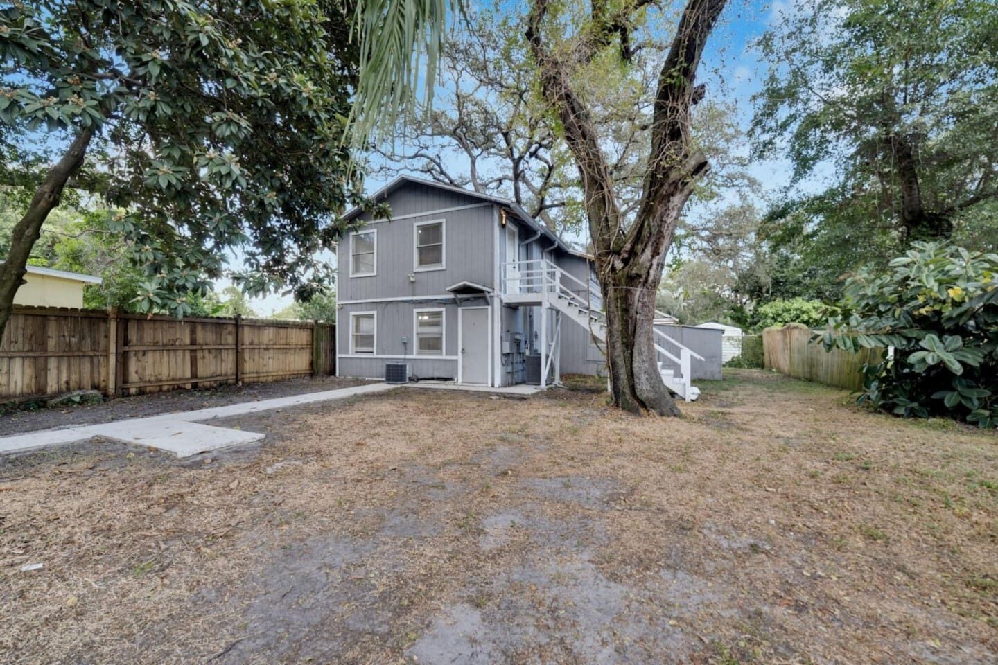 Tampa Bay Bliss Retreat- 2BR Gem Near Local Entertainment