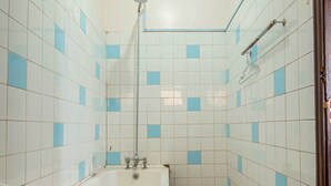 Håndklær, såpe og toalettpapir