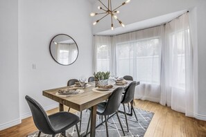 Dining - THE Fun House-FULL Arcade, LUX backyard, Sleeps 14 (Indio)