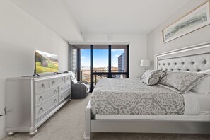 2 bedrooms, desk, iron/ironing board, free WiFi - "Faith of Evanston" 180°view, 2BDR +2Bath Urban luxury (Evanston)