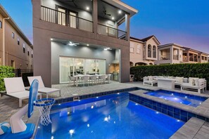 Pool - Fairway Bliss: Private Pool, Theater, Themed Bedrooms, Free Water Park, Golf View (Kissimmee)