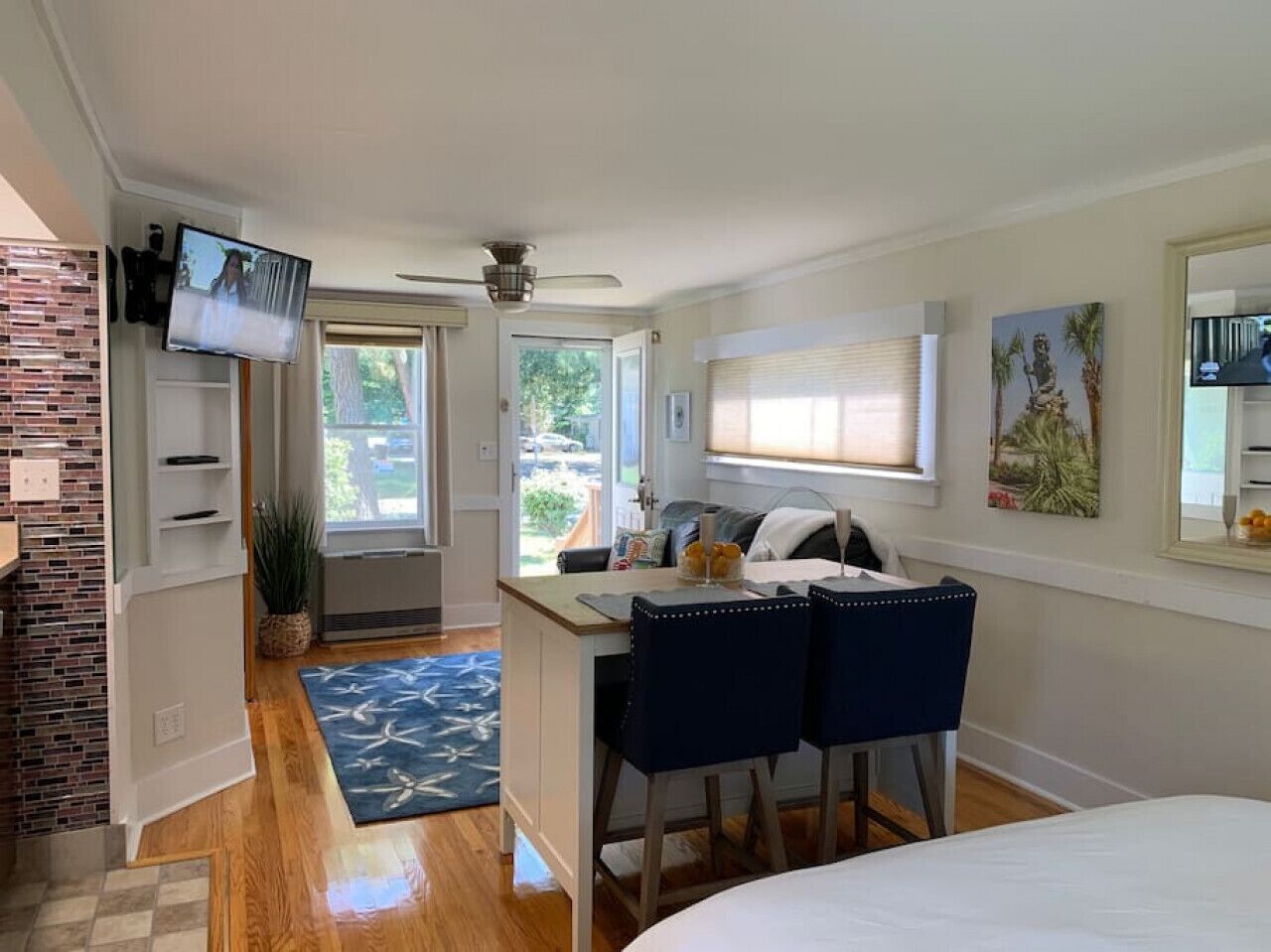 Desk, iron/ironing board, travel crib, WiFi (free)