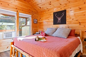 家庭小屋 | 2 間臥室、免費無線上網、床單