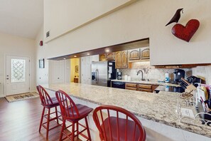 Fridge, microwave, oven, stovetop - Mountain-view home with private outdoor areas, foosball & W/D (Sugar Mountain)