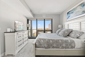 2 habitaciones, escritorio, tabla de planchar con plancha y wifi gratis