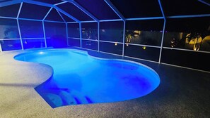 Piscine extérieure, piscine chauffée