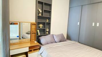 2 bedrooms, WiFi, bed sheets