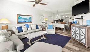 TV, DVD player, offices - The Crescent 111 (Destin)