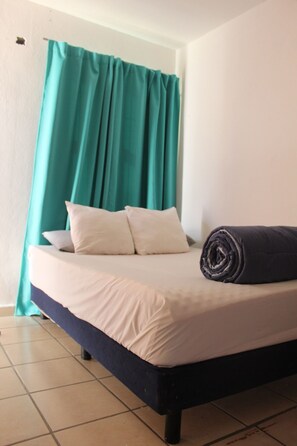 2 bedrooms, desk, iron/ironing board, free WiFi - Casa Jaguar - 10 min Walk From the bus Station (Tuxtla Gutierrez)