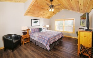 3 slaapkamers, een bureau, gratis wifi, beddengoed