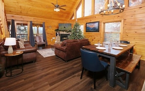 TV, fireplace