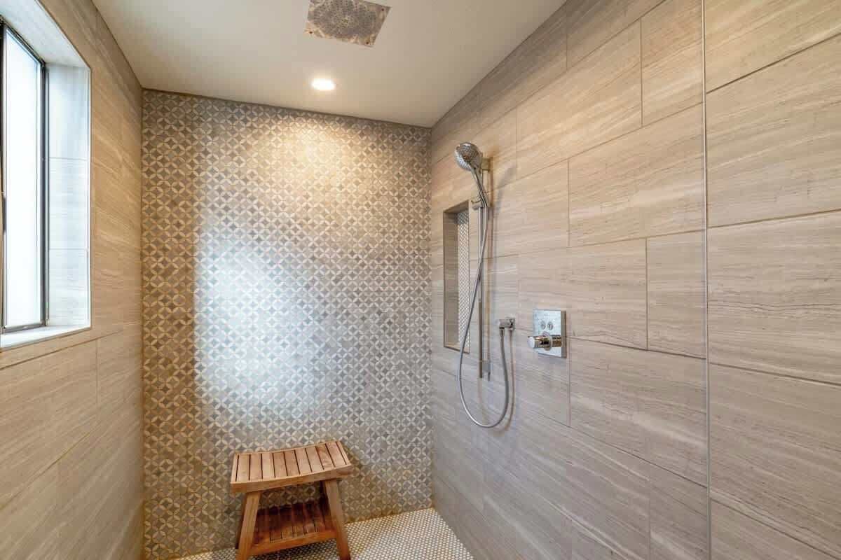 Shower, hair dryer, shampoo