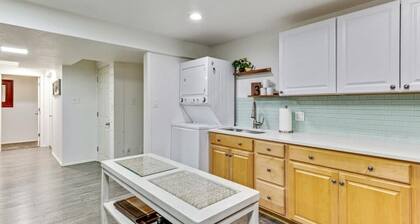 Chic Retreat: Your Dream Getaway Awaits - Pets Too