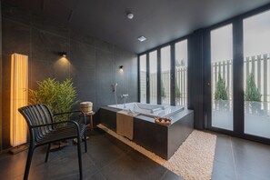 SPA (Family & Jacuzzi) | Privat bubbelpool