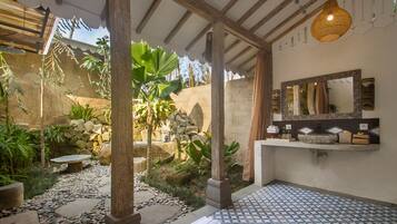 One Bedroom Pool Villa | Bathroom | Free toiletries, hair dryer, bidet, towels