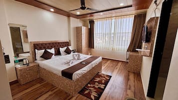 2 habitaciones, colchones con efecto memoria, escritorio y wifi gratis