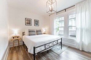 3 Schlafzimmer, Bügeleisen/Bügelbrett, Reisekinderbett, kostenloses WLAN