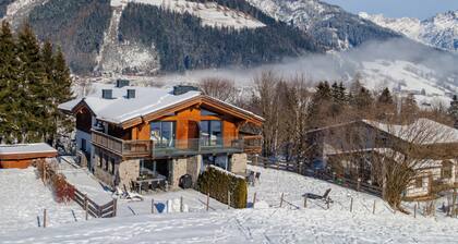Exclusive chalet with wellness and stunning views