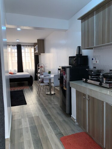 Lux Suites Dublin Suites Utawala