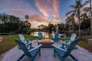 Property grounds - Waterfront Retreat w/ Heated Pool, Fire (Seminole)